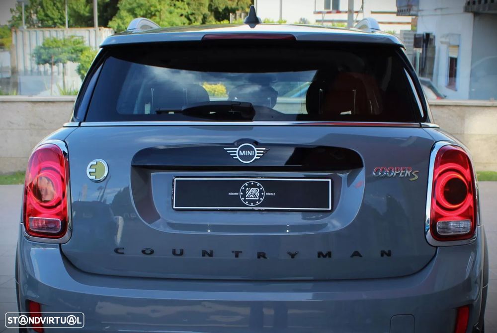 MINI Countryman Cooper SE ALL4 Auto - 32