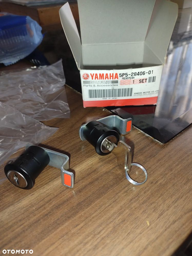 Yamaha FJR  1300 tdm mt tracer kufry siedzenie oryginał siodło bagażnik rączki szyba kufer lusterko zaślepki szyby osłona zaślepki szyby  po 2006 r uchwyt podwyższenie lusterek zadupek zamki kufra zaślepki - 18