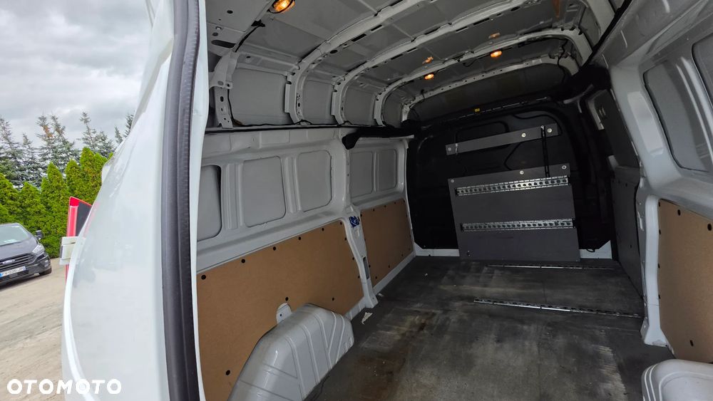 Ford Transit Custom - 28