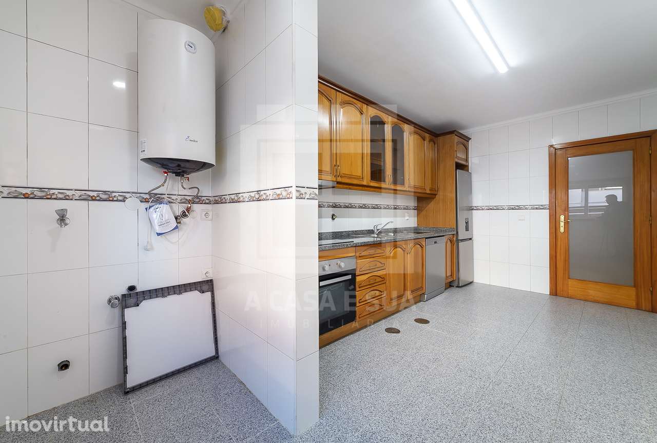 Apartamento T3 espaçoso em Avintes, V. N. Gaia - Grande imagem: 2/27