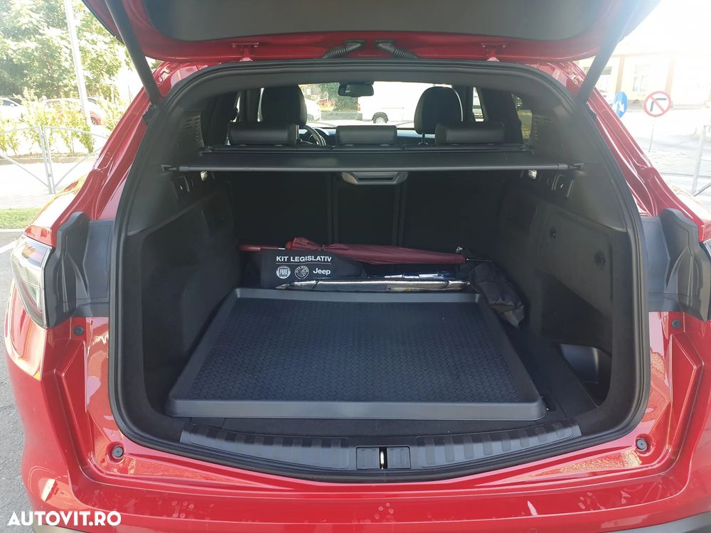 Alfa Romeo Stelvio 2.0 Turbo AWD AT8 Sprint - 8