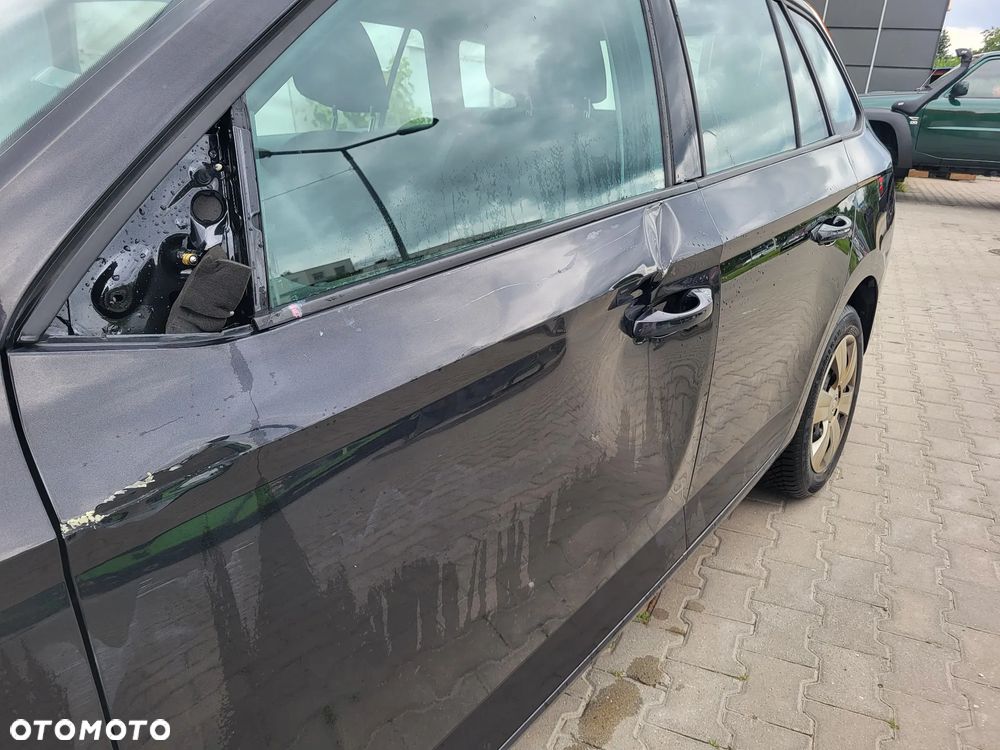Skoda Fabia 1.0 Joy - 6