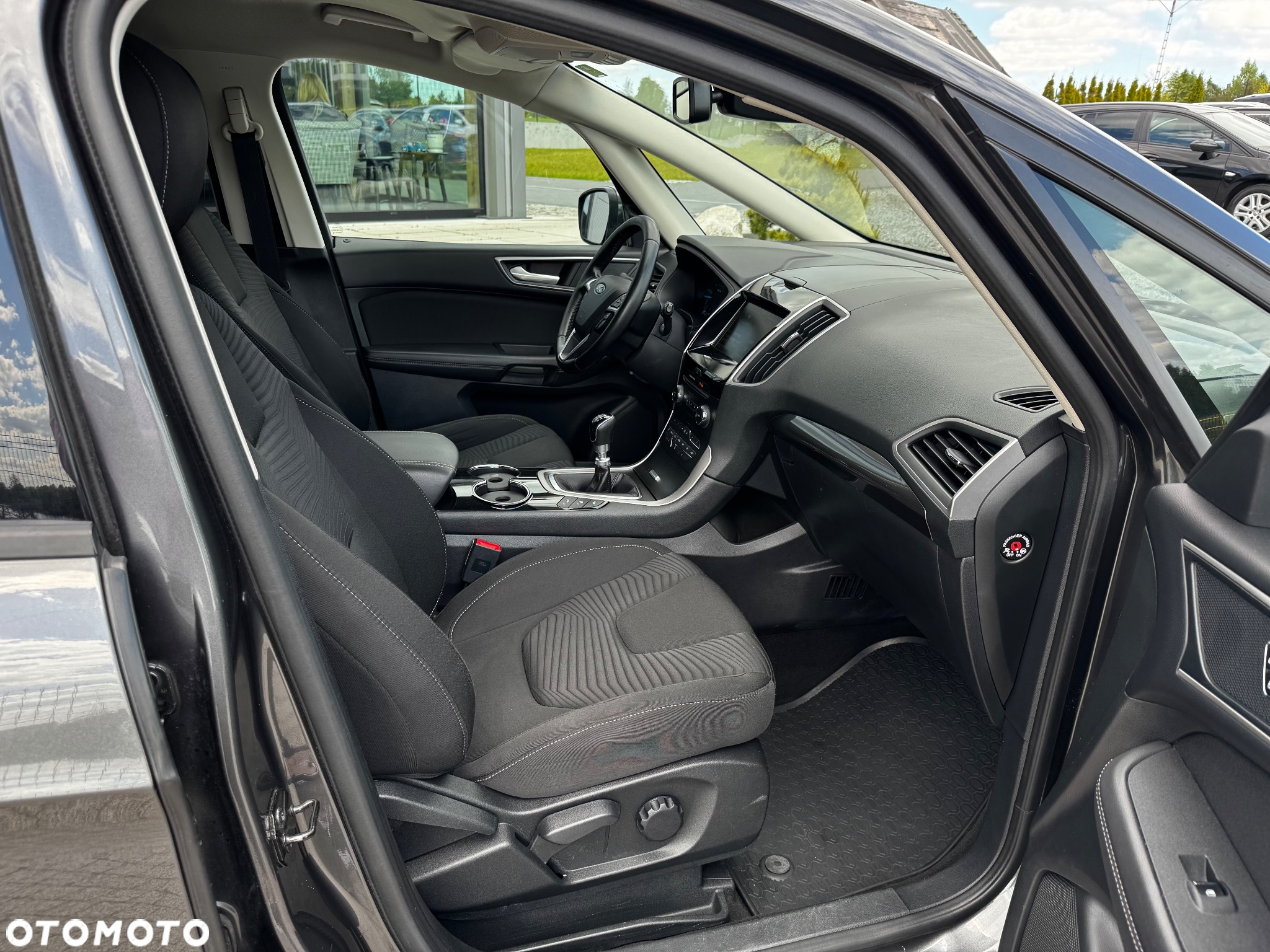Ford S-Max - 22