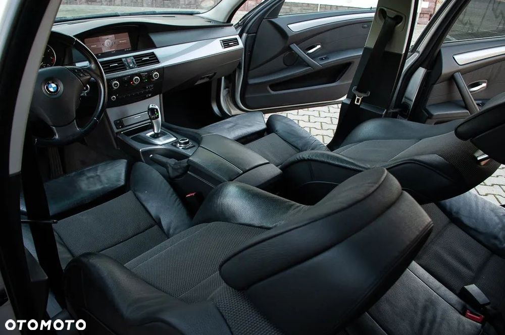 BMW Seria 5 - 28