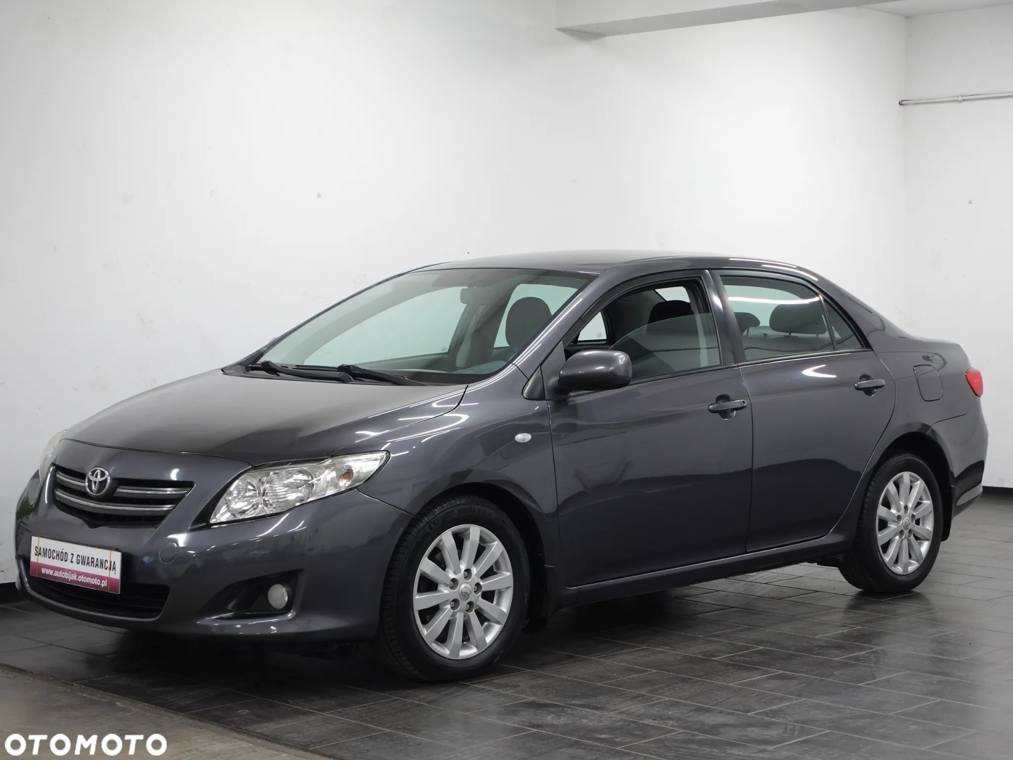 Toyota Corolla 1.6 Luna - 4