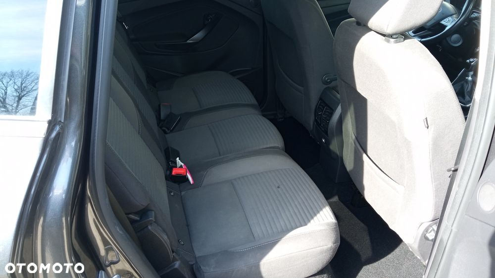 Ford C-MAX 1.5 TDCi Start-Stop-System Titanium - 12