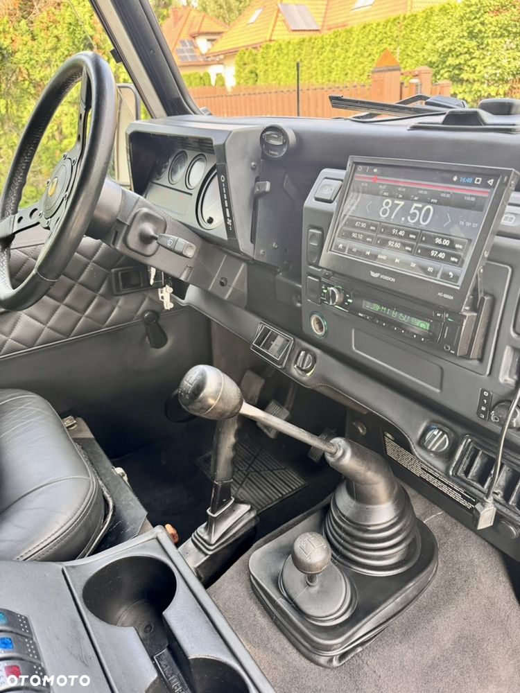 Land Rover Defender 2.5 TDI - 6