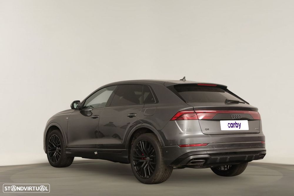 Audi Q8 55 TFSIe quattro Tiptronic - 3
