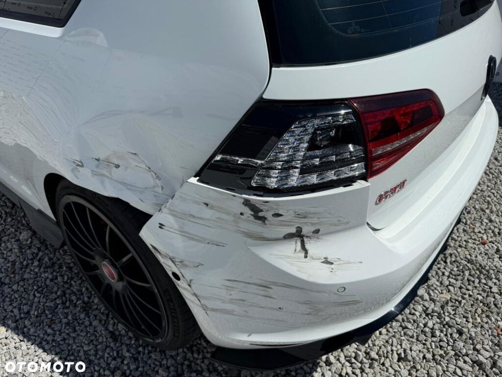 Volkswagen Golf GTI Performance BlueMotion Technology - 15