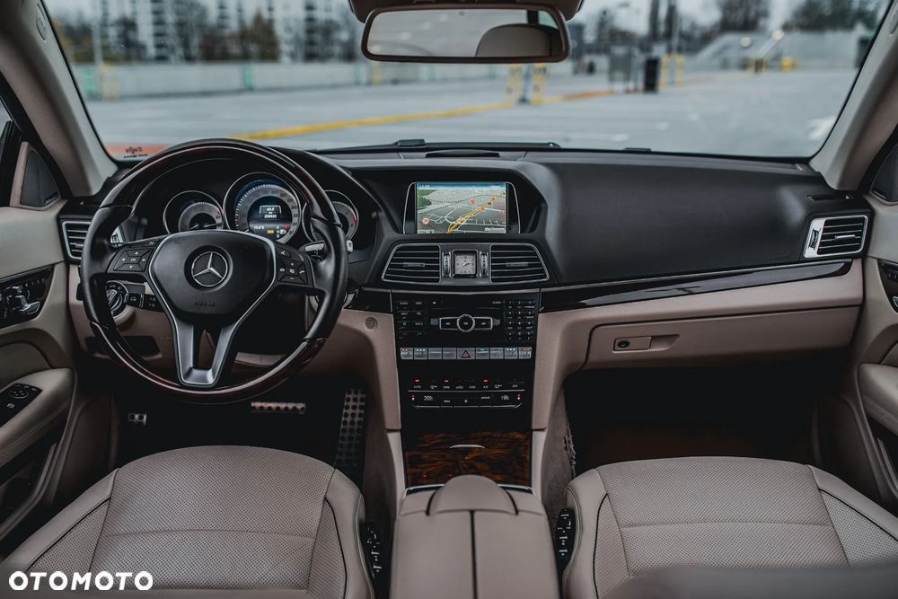 Mercedes-Benz Klasa E - 11