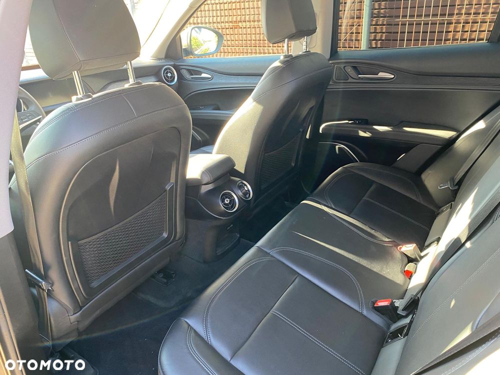 Alfa Romeo Stelvio 2.0 Turbo Super Q4 - 5