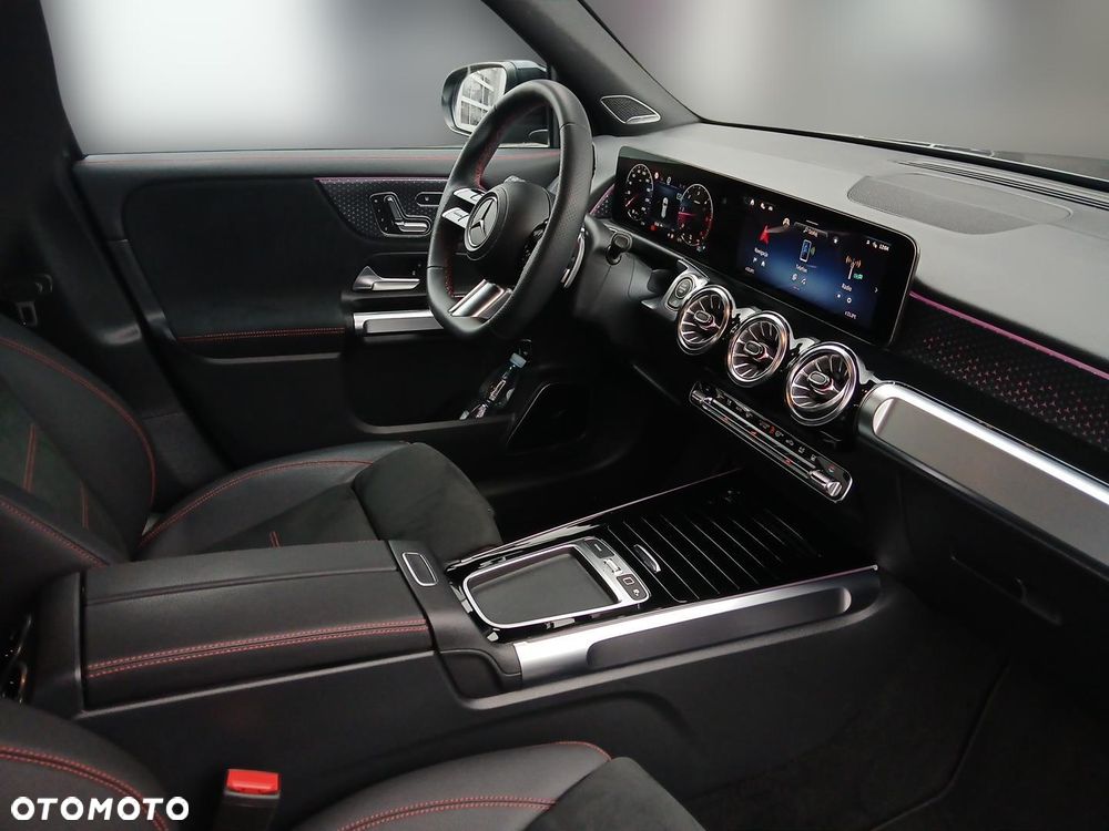 Mercedes-Benz GLB 220 d 4-Matic AMG Line 8G-DCT - 12