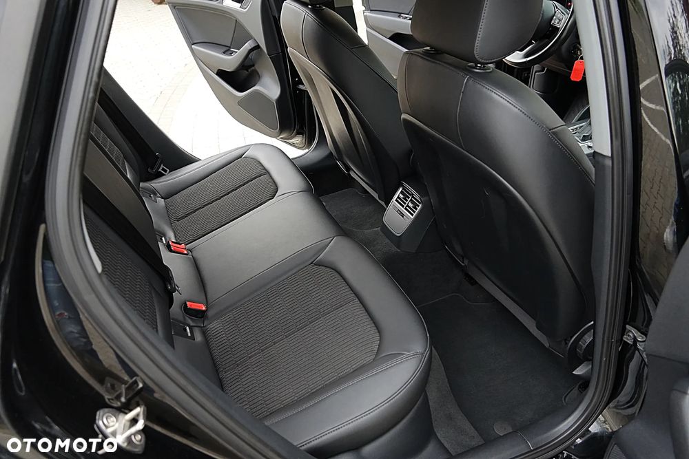 Audi A3 Sportback 2.0 TDI (clean diesel) S tronic S line Sportpaket - 22