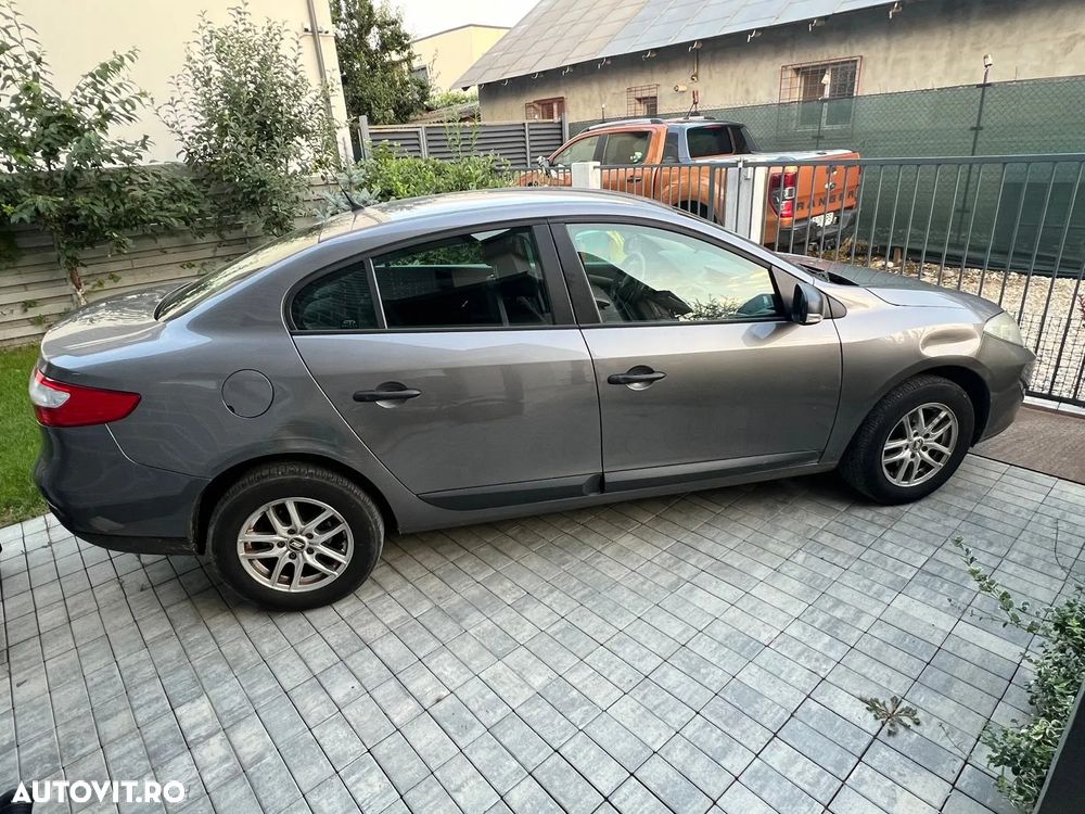 Renault Fluence 1.6 Authentique - 2