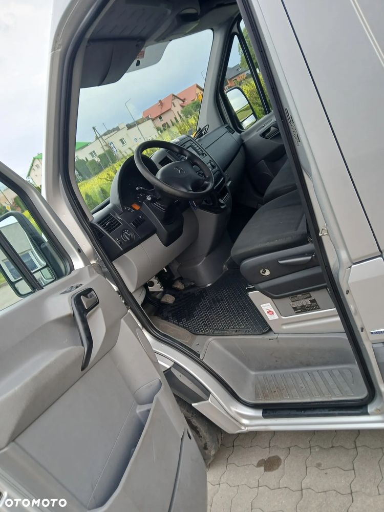 Mercedes-Benz Sprinter - 6