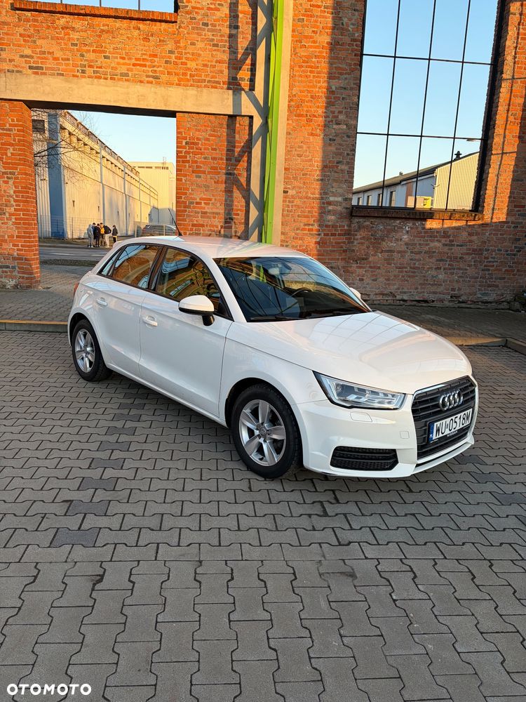 Audi A1 Sportback 1.0 TFSI S tronic - 1