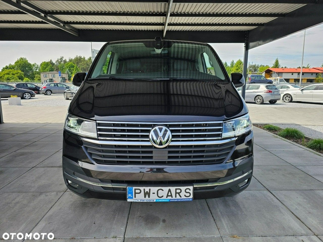 Volkswagen Multivan - 7