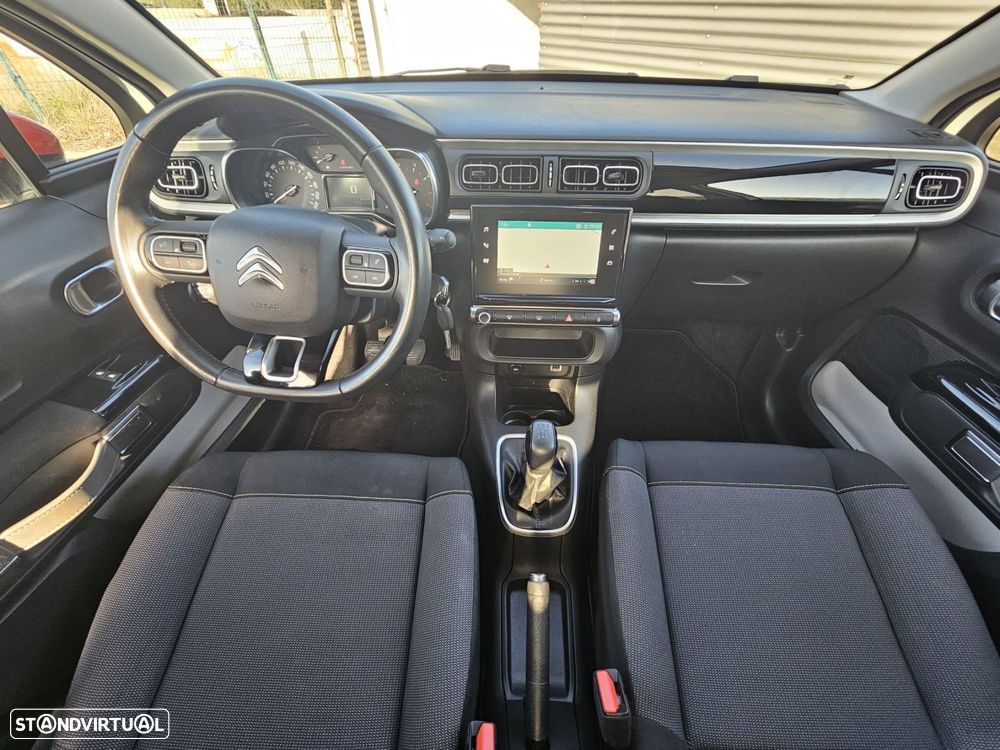 Citroën C3 1.2 PureTech Shine - 17