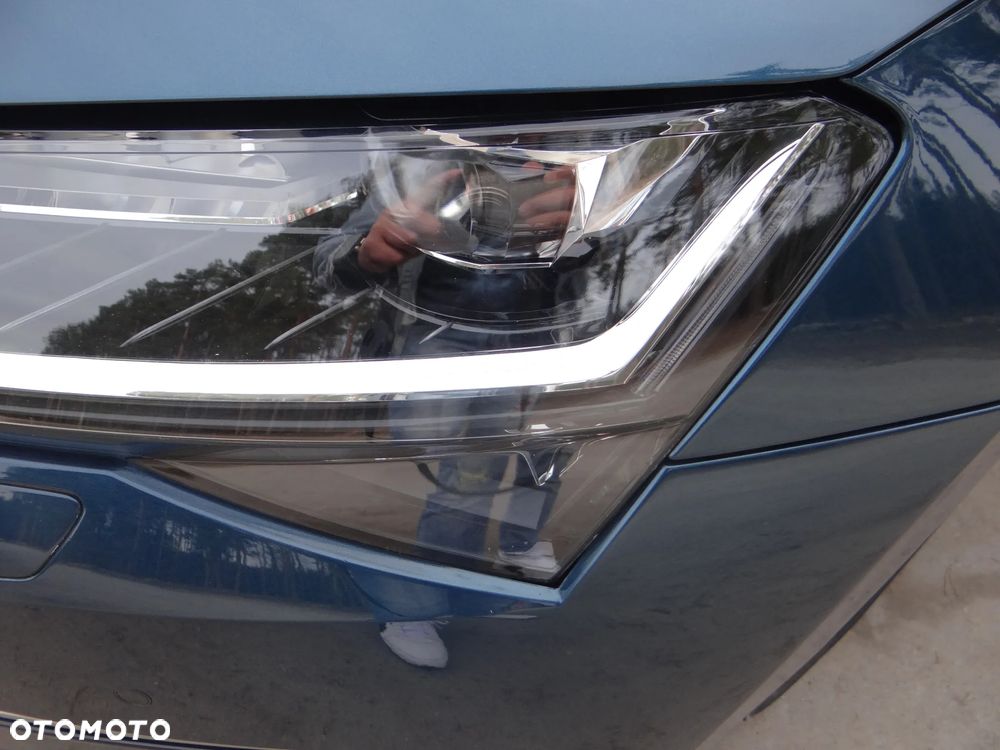 Skoda Superb 2.0 TDI Style DSG - 24