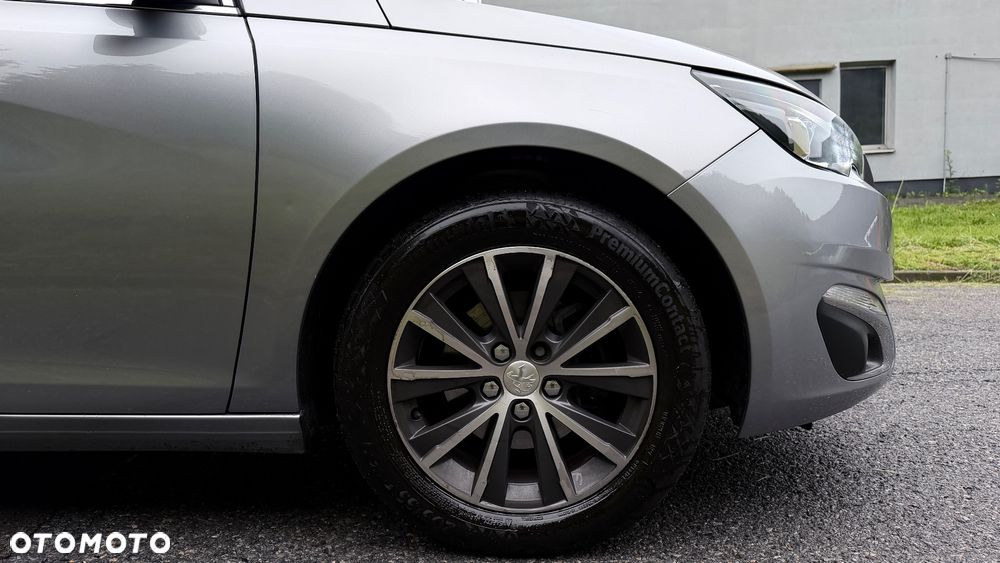 Peugeot 308 130 e-THP Stop & Start Allure - 36