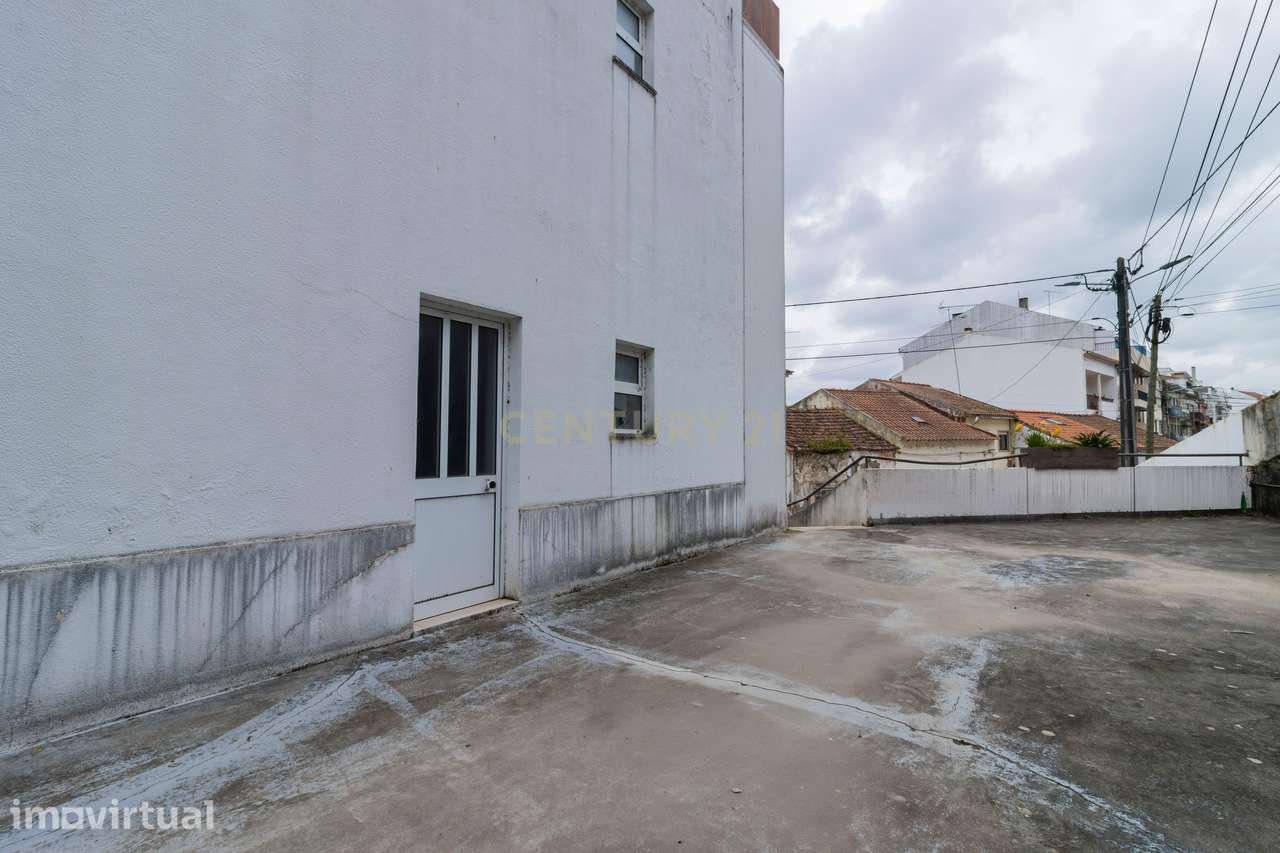 Escritório (Possibilidade de transformar em habitação) - Alcobaça - Grande imagem: 3/3
