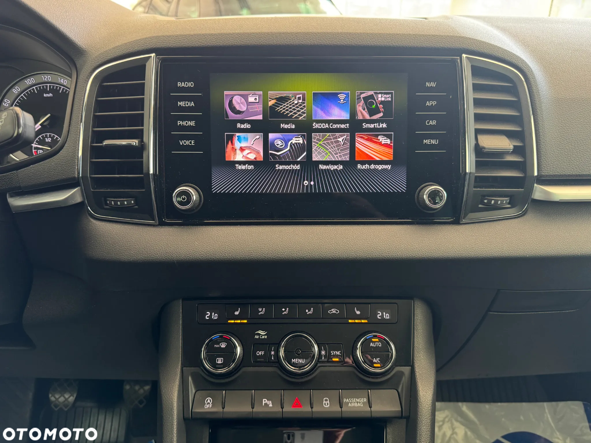 Skoda Karoq 1.5 TSI ACT GPF 4x2 Style - 25