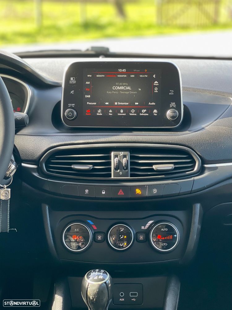 Fiat Tipo Station Wagon 1.3 M-Jet Lounge - 15