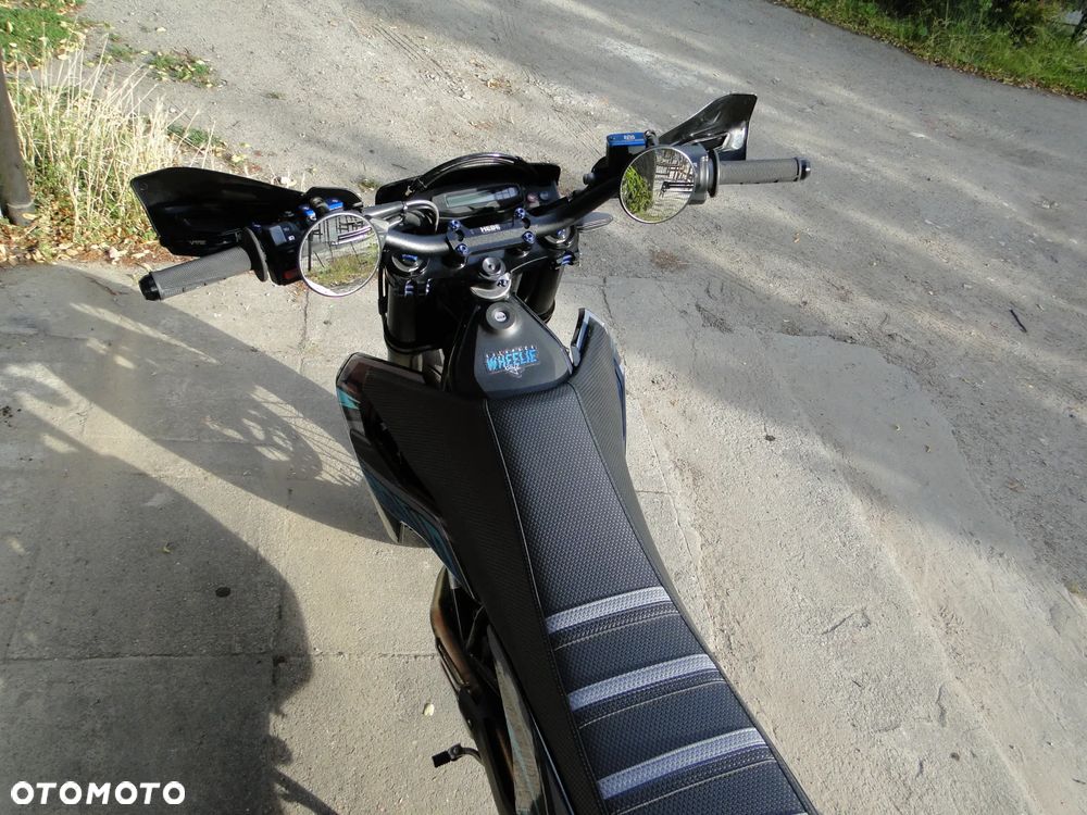 Husqvarna 701 - 28