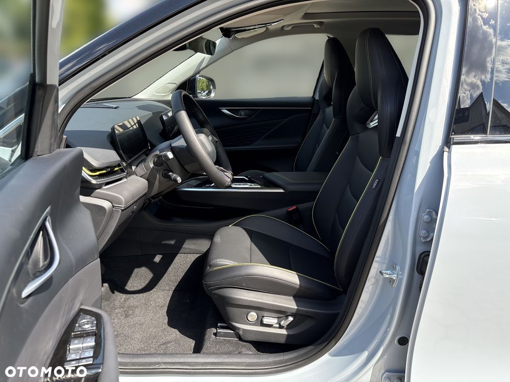 BAIC 5 Beijing 1.5T Business DCT - 15