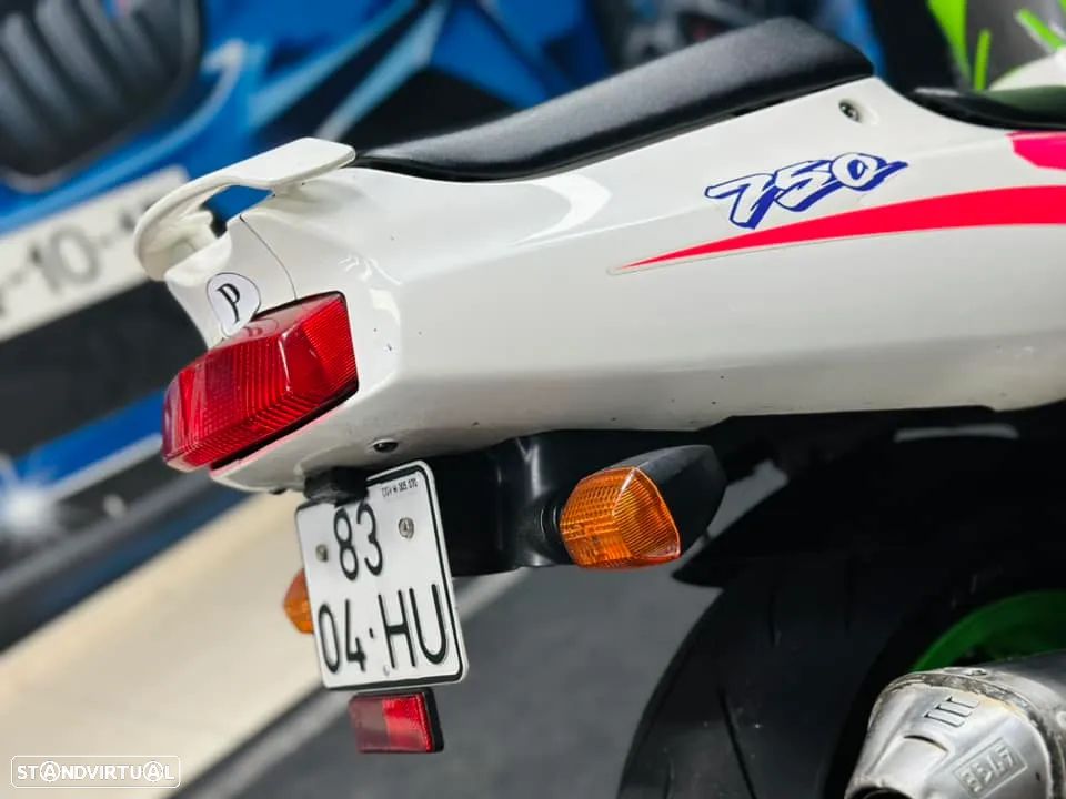 Kawasaki ZXR 750 - 14