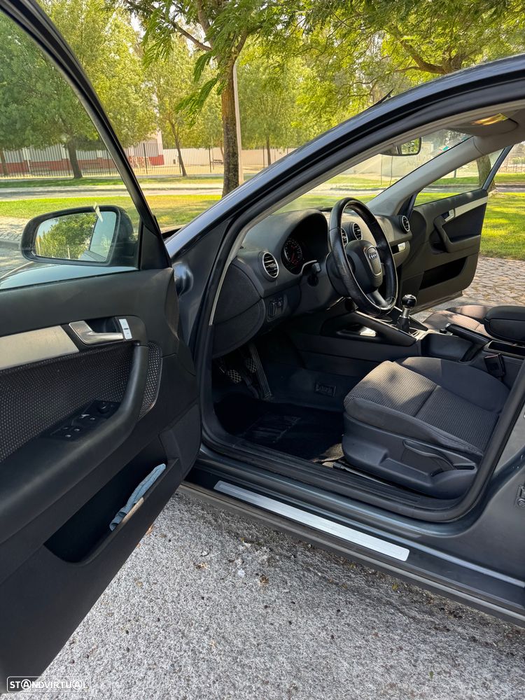 Audi A3 Sportback 2.0 TDi — fotografia 24