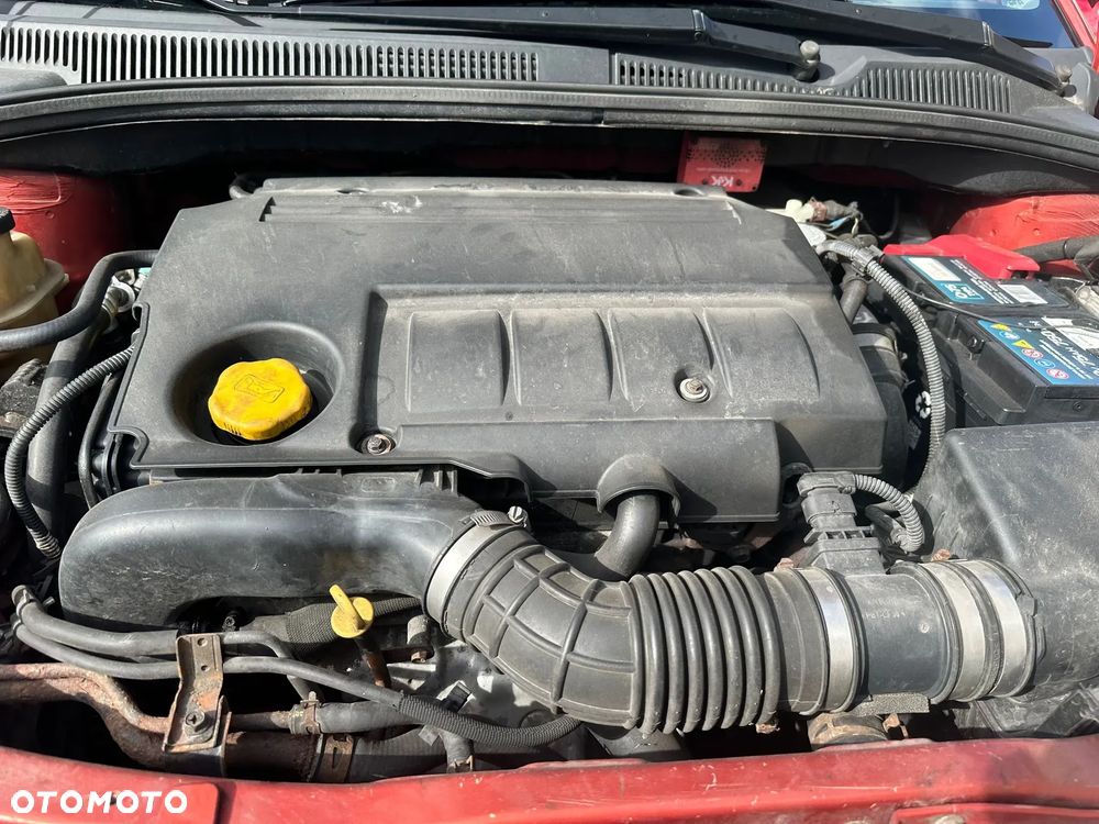 Suzuki SX4 1.9 DDiS DPF 4x4 Comfort - 4