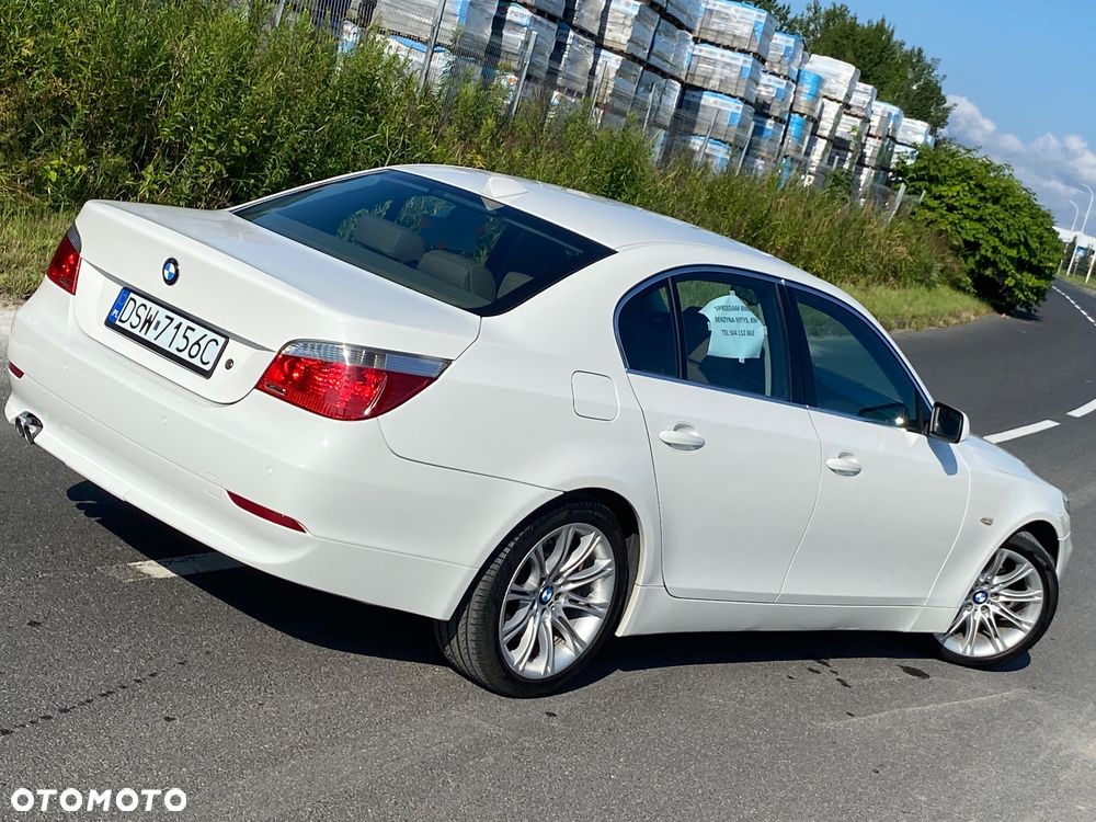 BMW Seria 5 520i - 12