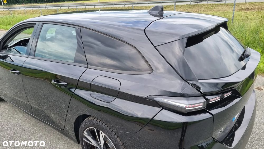 Peugeot 308 180 e-EAT8 GT - 27