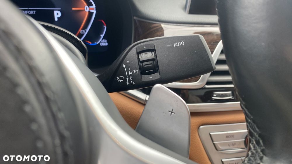 BMW Seria 7 740d xDrive mHEV sport - 25