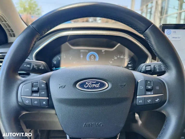 Ford Focus 1.0 EcoBoost Titanium - 11