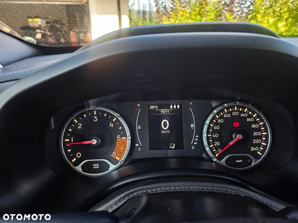 Jeep Renegade 1.6 MultiJet Longitude - 8