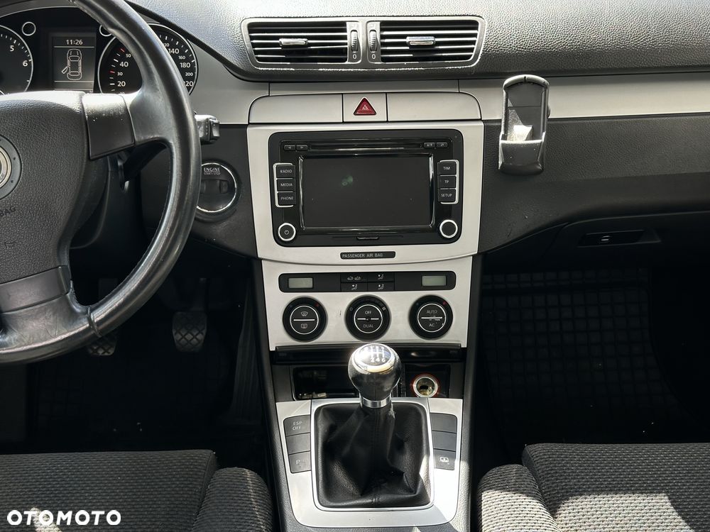 Volkswagen Passat 1.4 TSI Comfortline - 18