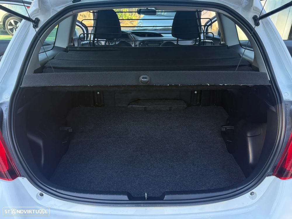 Toyota Yaris 1.4 D-4D ACtive+AC 99g - 14