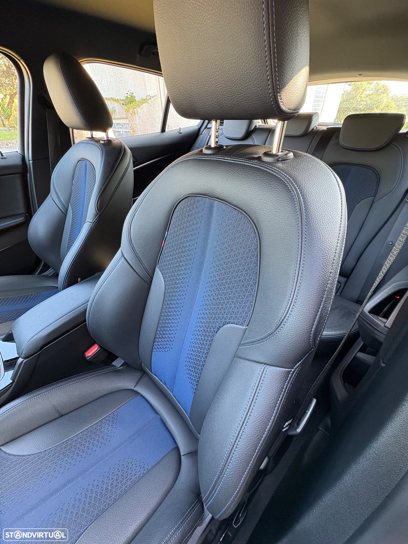 BMW 118 i Pack Desportivo M Auto - 27