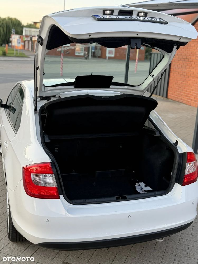 Skoda RAPID - 7