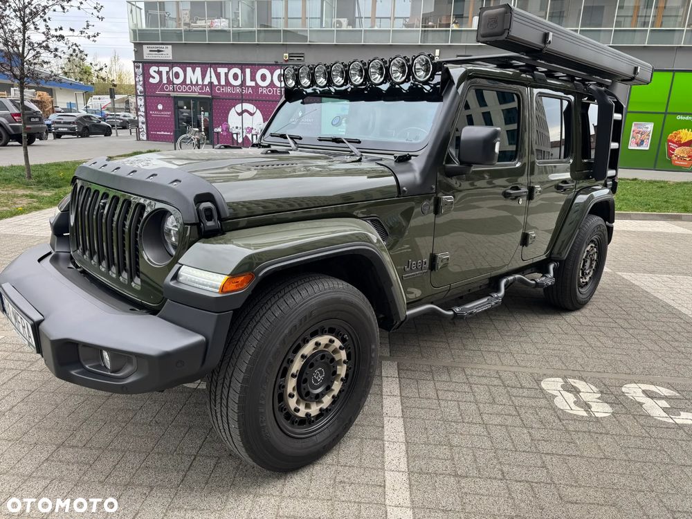 Jeep Wrangler Unlimited GME 2.0 Turbo Sahara - 2