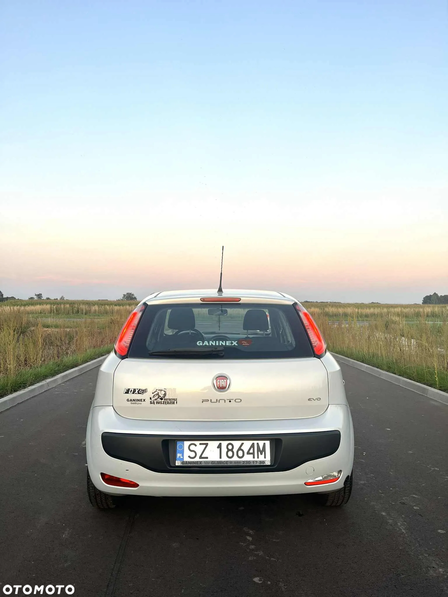 Fiat Punto Evo 1.4 8V Estiva Blue&Me - 7