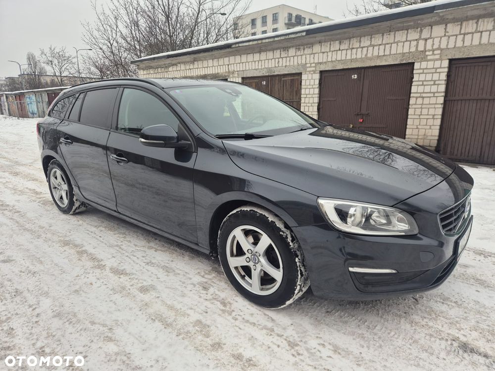 Volvo V60 D2 Geartronic Summum - 2