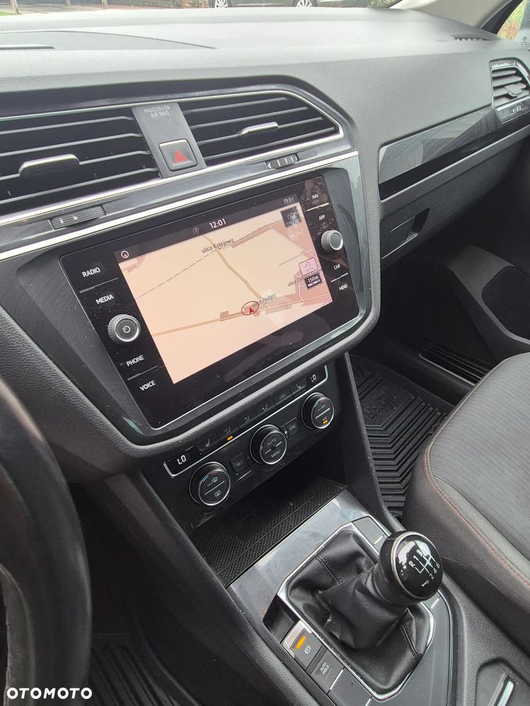 Volkswagen Tiguan - 20