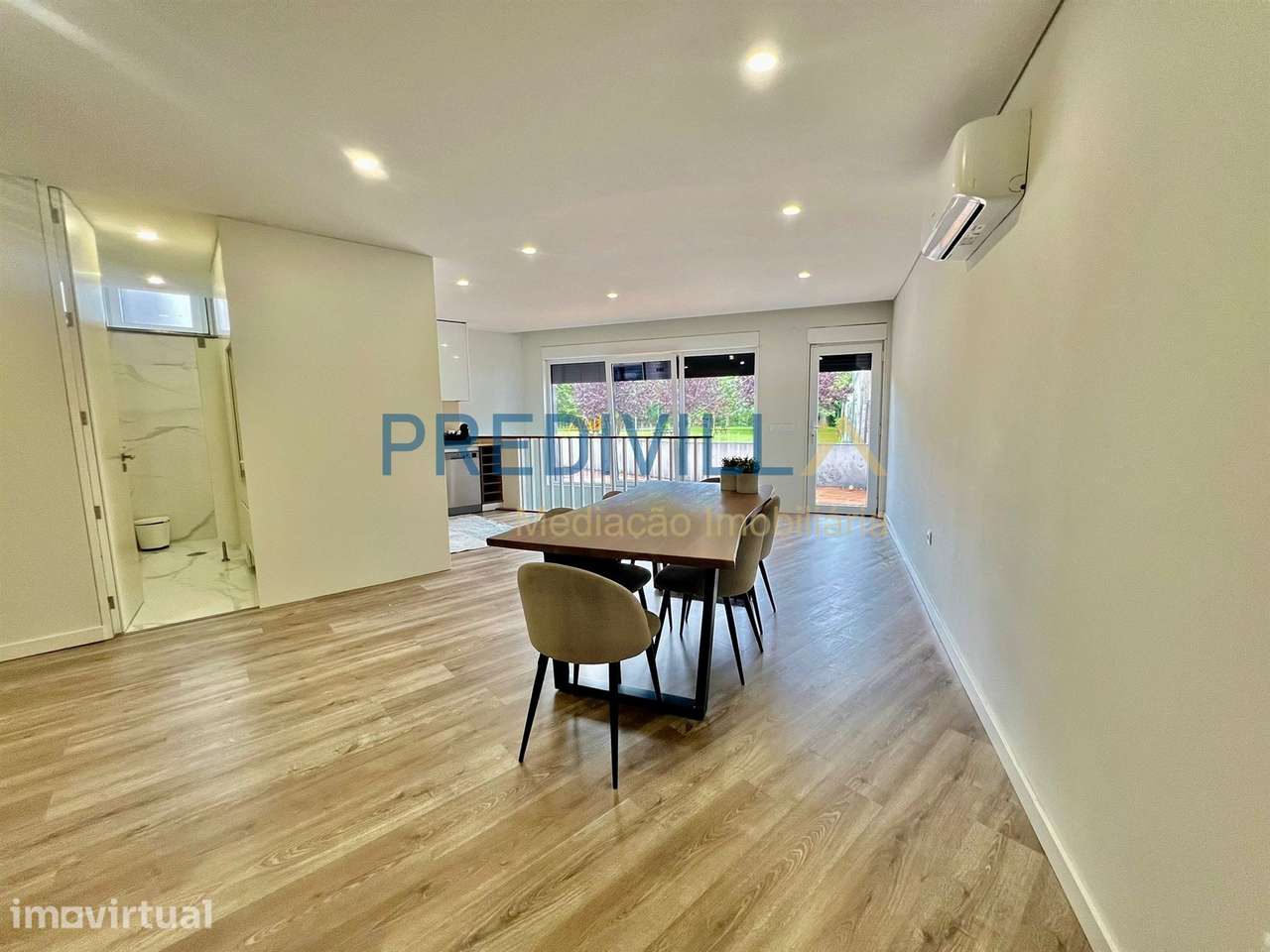 Moradia Geminada T2+1 Venda em Árvore,Vila do Conde - Grande imagem: 2/29