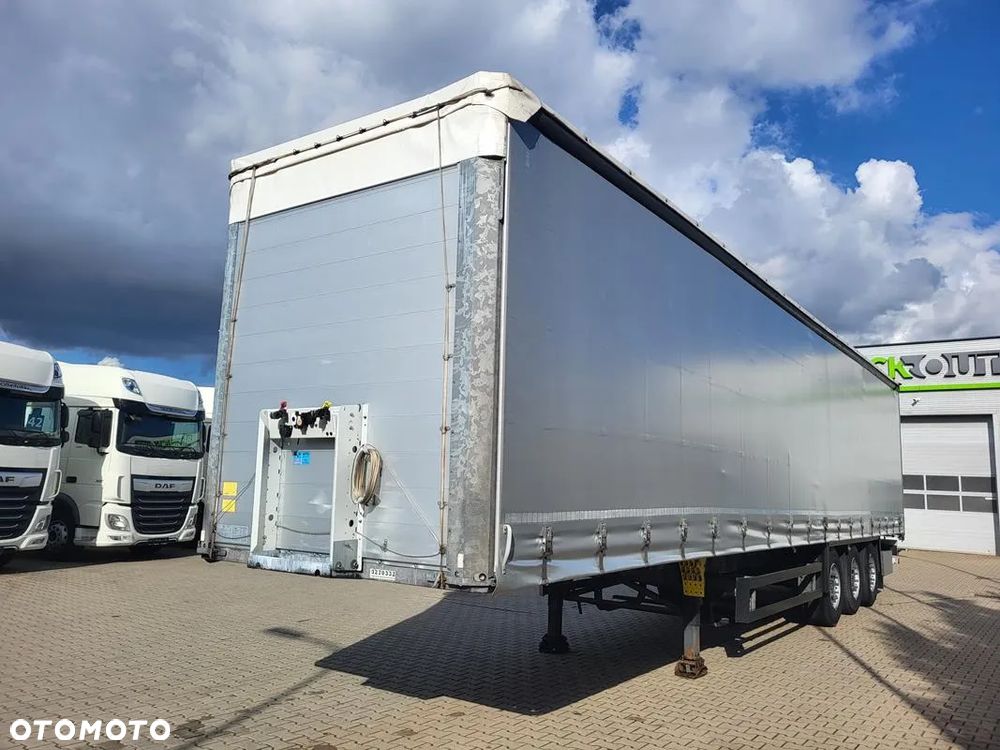 Schmitz Cargobull SCB S3T - 1