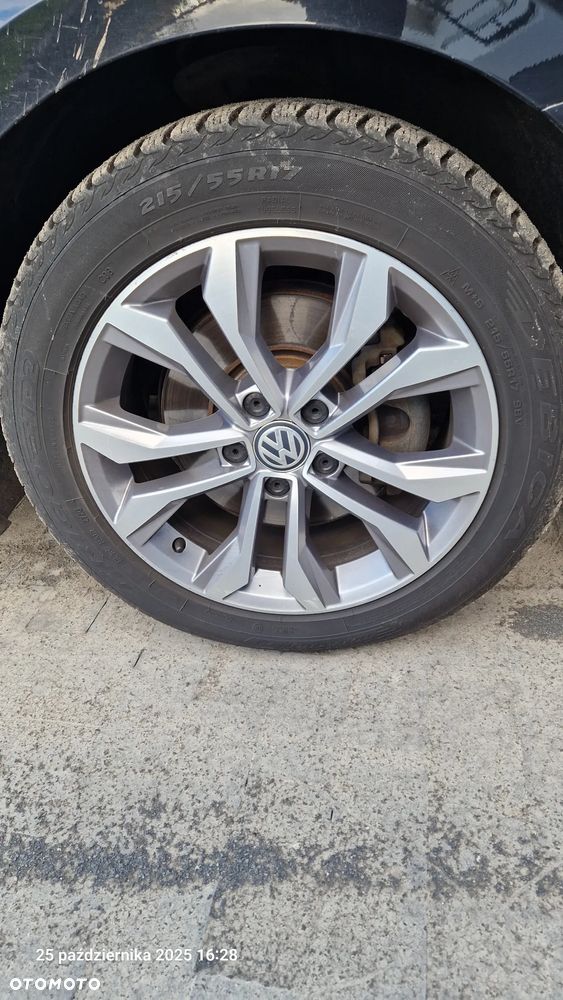 Volkswagen Passat - 8