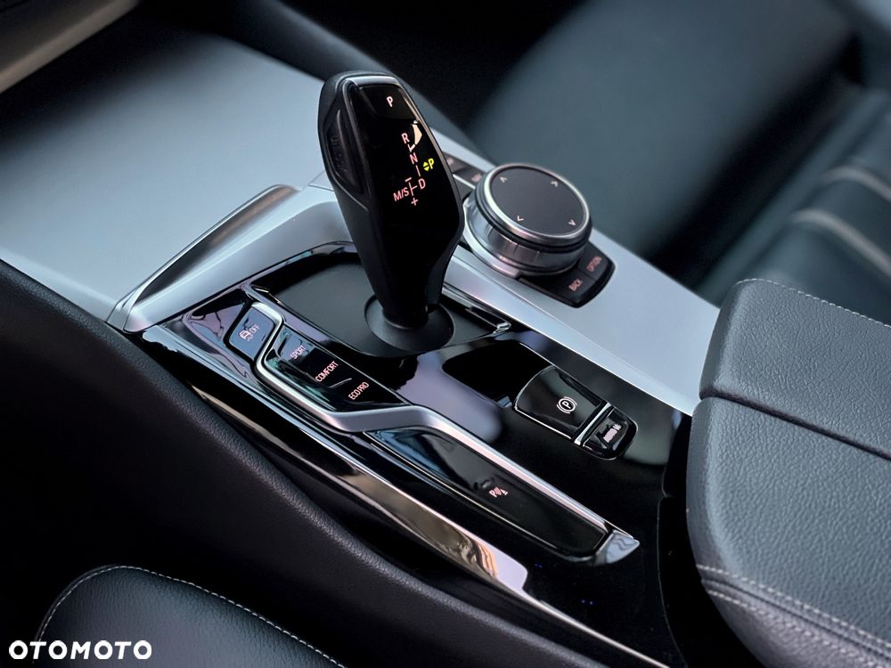 BMW Seria 5 520d MHEV Luxury Line sport - 25