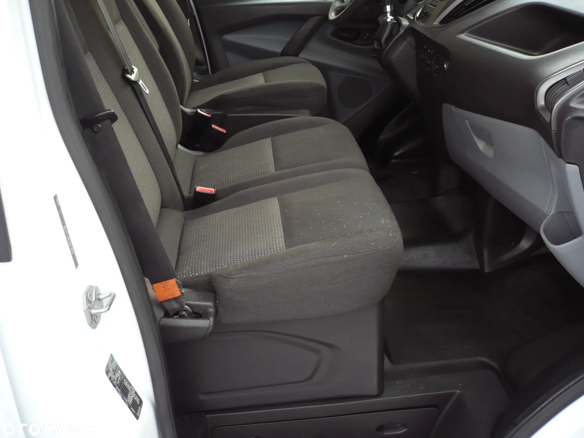 Ford Transit Custom - 14